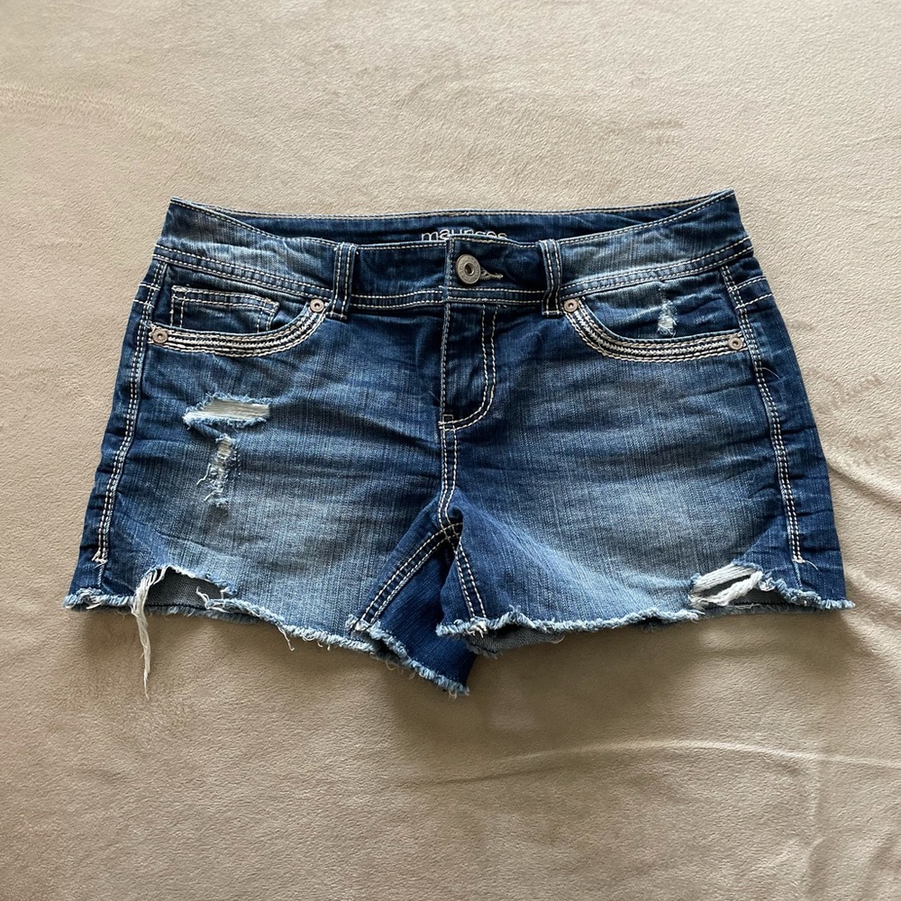 Women’s cut off denim shorts NWOT